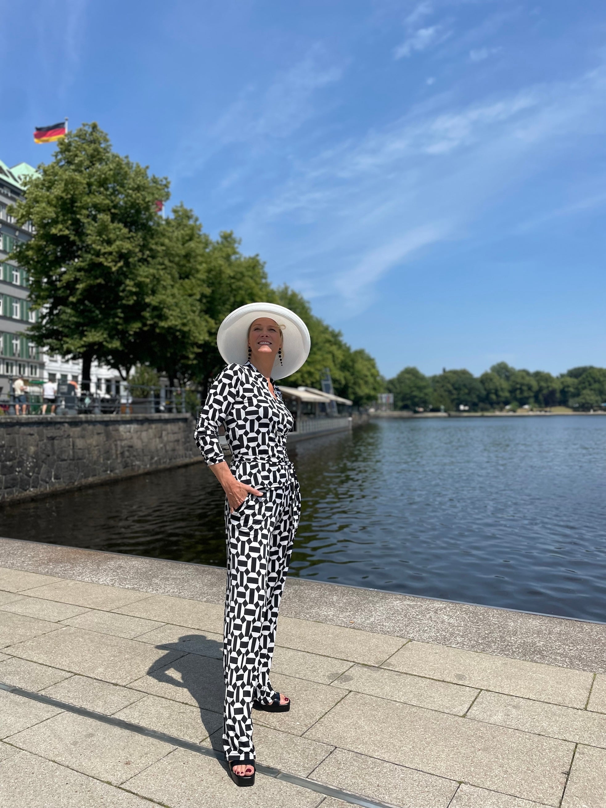 Marlene Hose mit Muster von dem Hamburger Modelabel stegmann mode